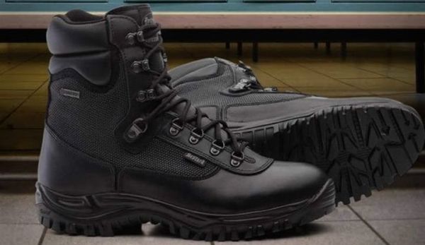 Bestard Asalto UK-7½ = EUR-41½